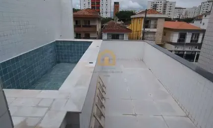 Casa Sobreposta Alta - 4 Quartos, 2 Suítes, Piscina, 230m²