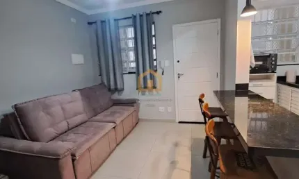Kitnet Reformada com Quarto Separado na Avenida da Praia