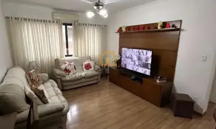 Apartamento com 3 dormitórios sendo 1 suíte,  e uma vaga demarcada  à venda no bairro Marapé - Santos/SP