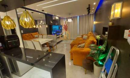 Apartamento Porteira Fechada – Último Andar | Frente ao Mar | Mobiliado