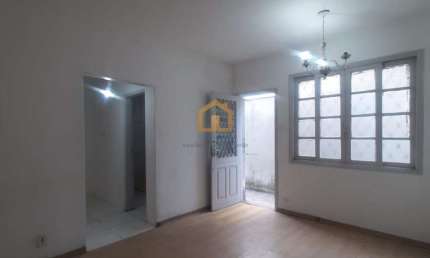 Apartamento Térreo 02 Dormitórios - Vila Mathias, em Santos/SP
