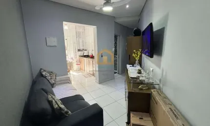 Apartamento com 2 Quartos – 1º Andar, Vista Livre e Bem Arejado