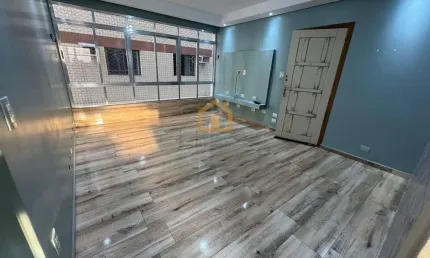 Apartamento de 2 Dormitórios  2  banheiro 1 vaga de garagem prédio com elevador e  na quadra  da Praia do Gonzaguinha , São Vicente/SP 