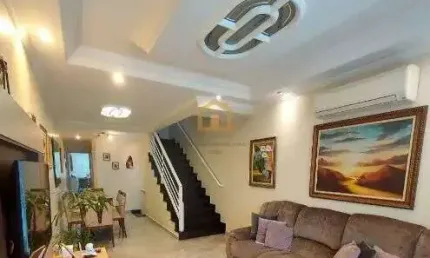 Casa Triplex 4 Dormitórios | 3 Suítes | Salão de Festas | 2 Vagas | 3 Sacadas de Frente - Bairro Aparecida, Santos/SP.