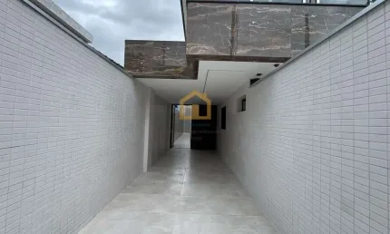 Casa Térrea  3 dormitórios (sendo 2 suítes e 1 com closet)