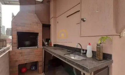 Cobertura em prédio de 3 andares. Bairro Embaré - Santos/SP