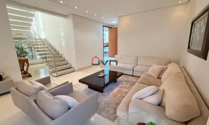 Casa com 5 quartos à venda no Santa Luzia, Uberlândia 