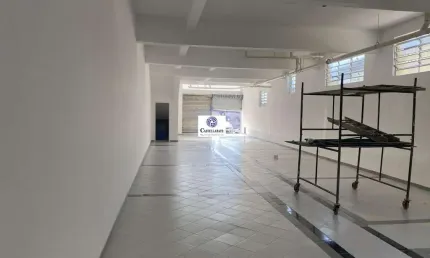 Galpão para Locação em São Paulo, Rio Pequeno, 2 banheiros, 3 vagas