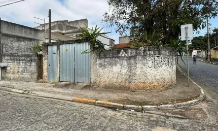 Terreno à venda na Rua Adelaide Capella, Jardim Míriam, Suzano
