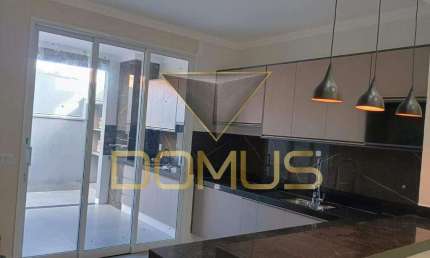 Linda casa em Bonfim Paulista 3 dormitórios sendo 2 suítes