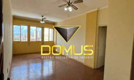 Apartamento no centro com 03 dormitórios sendo um suíte