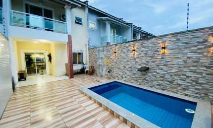 Excelente Casa Duplex com piscina na Estrada do Fio -Eusébio- ce