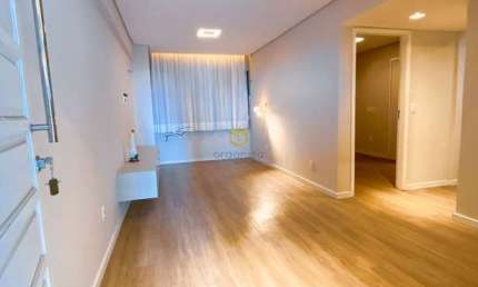 Apartamento á venda no Edificio Guanaces- Praia de Iracema.