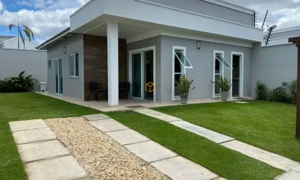 Oportunidade! Casa solta porteira fechada no Eusébio