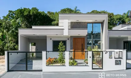 Casa com 3 quartos à venda na willian chrystian lopes ramos, 7, forquilhas, são josé por r$ 850.000