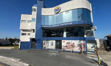 Prédio à venda na Rua Getúlio Vargas, 2987, Centro, São José por R$ 2.800.000