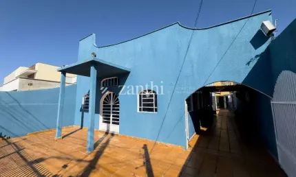 Barracao no Jd. Bandeirantes + 2 casas nos fundos| 381m2