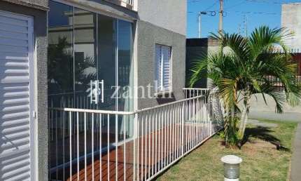 Apartamento terreo reformado com cozinha planejada, 44m2, com 2 dormitorios no Residencial Agua do Engenho - Ibipora/PR