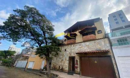 Casa à venda na Rua Lírio Montanhes, 66, Havaí, Belo Horizonte