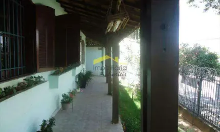 Casa à venda, 4 quartos, 2 suítes, 2 vagas, Havaí - Belo Horizonte/MG