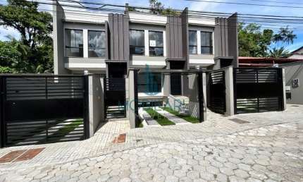 Casa com 3 quartos à venda em Água Verde, Blumenau , 108 m2 por R$ 760.000