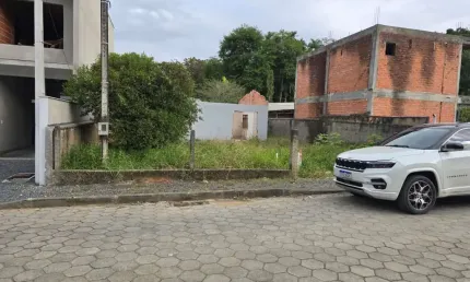 Terreno à venda no Itoupava Central, Blumenau  por R$ 220.000