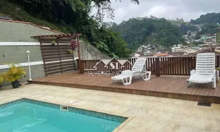 Casa com 5 quartos à venda no Mosela, Petrópolis 