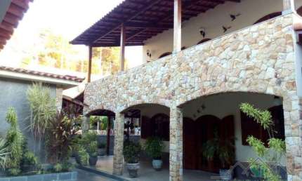 Casa com 5 quartos à venda no Cantagalo, Três Rios 