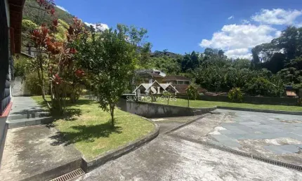 Casa com 3 quartos à venda no Estrada da Saudade, Petrópolis 