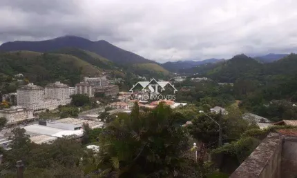 Terreno à venda no Bonsucesso, Petrópolis 