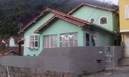 Casa com 3 quartos à venda no Castelanea, Petrópolis 