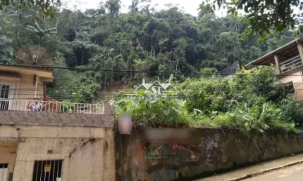 Terreno à venda no Castelanea, Petrópolis 