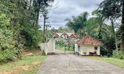 Terreno em condomínio fechado à venda no Quarteirão Ingelheim, Petrópolis 