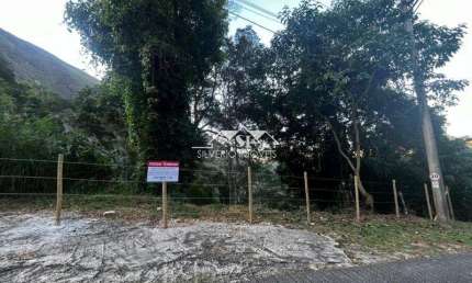 Terreno em condomínio fechado à venda em Itaipava, Petrópolis 