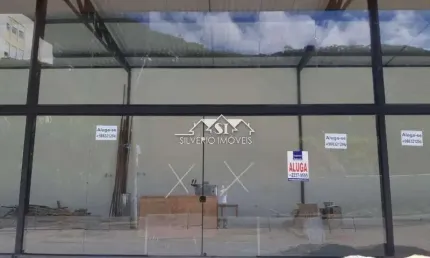 Ponto comercial para alugar no Samambaia, Petrópolis 
