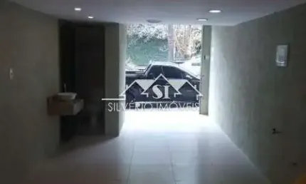Ponto comercial para alugar no Bingen, Petrópolis 