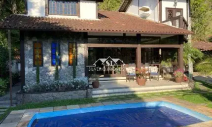 Casa em condomínio fechado com 4 quartos à venda na Área Rural de Petrópolis, Petrópolis 