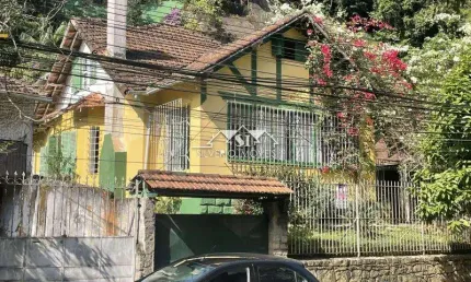 Casa com 9 quartos à venda no Centro, Petrópolis 