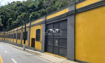 Barracão / Galpão / Depósito à venda no Morin, Petrópolis 