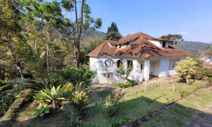 Casa com 5 quartos à venda no Mosela, Petrópolis 