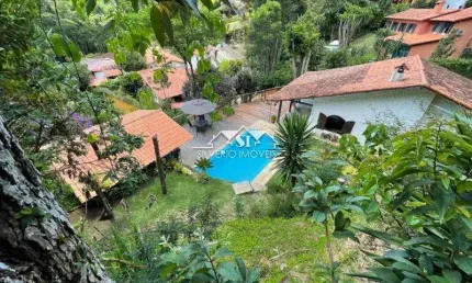 Casa em condomínio fechado com 4 quartos à venda em Itaipava, Petrópolis 