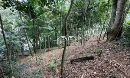 Terreno à venda no Mosela, Petrópolis 