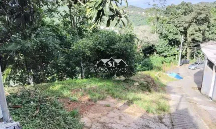 Terreno à venda no Mosela, Petrópolis 