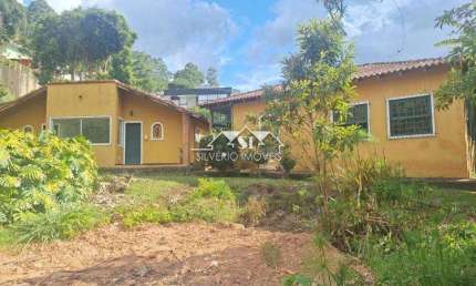 Casa com 3 quartos à venda no Carangola, Petrópolis 
