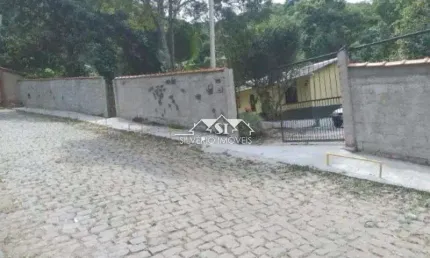Casa com 4 quartos à venda no Centro, Areal 