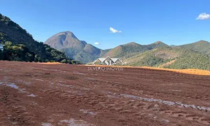 Terreno em condomínio fechado à venda em Itaipava, Petrópolis 