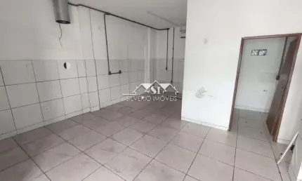 Ponto comercial para alugar no Quissama, Petrópolis 