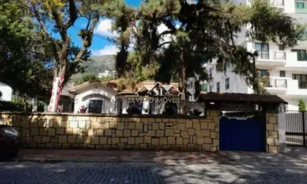 Casa comercial à venda no Alto, Teresópolis 
