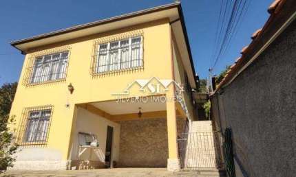 Casa com 2 quartos para alugar no Mosela, Petrópolis 