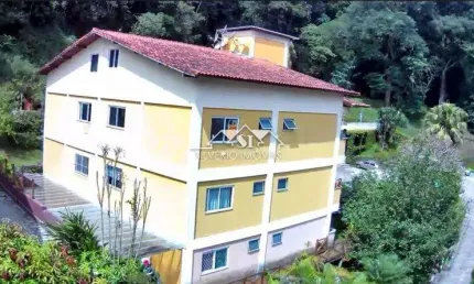 Apartamento com 3 quartos à venda em Itaipava, Petrópolis 